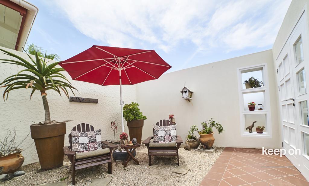 Meike'S Guesthouse Swakopmund Exterior foto