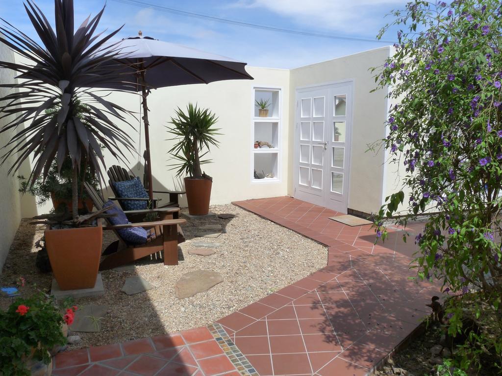 Meike'S Guesthouse Swakopmund Exterior foto