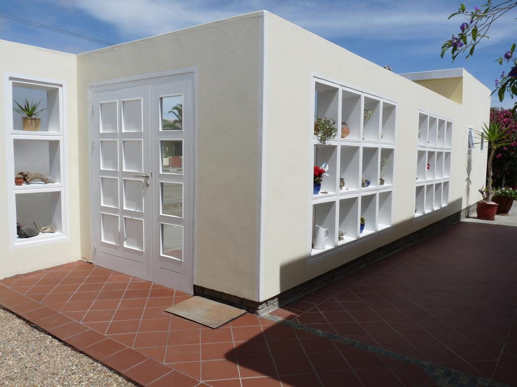 Meike'S Guesthouse Swakopmund Exterior foto